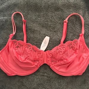 Victoria’s Secret bra-36b.